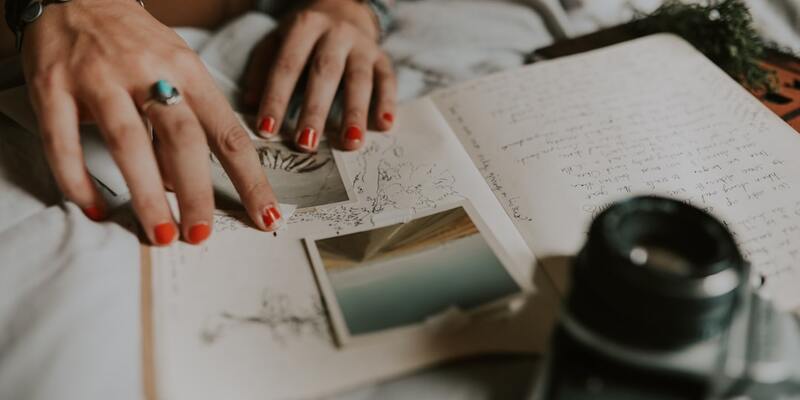 The Power of Journaling: A Guide for Seniors