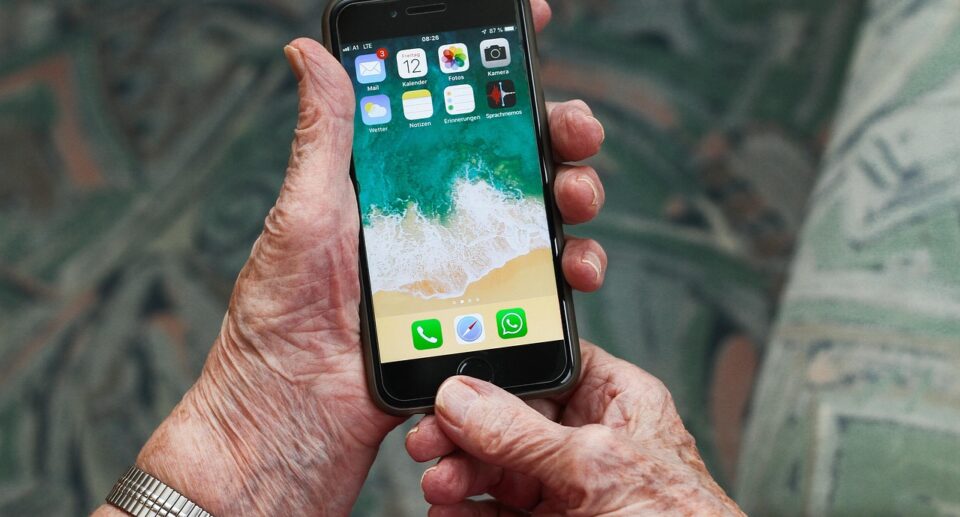 iphone, grandmother, mobile, communication, grannies, female, pensoniert, old, senior, pensioners, internet, to learn, display, smartphone, older, phone, call, contact, equipment, digital, screen, grandmother, grandmother, grandmother, grandmother, senior, senior, senior, senior, senior, older, older, older